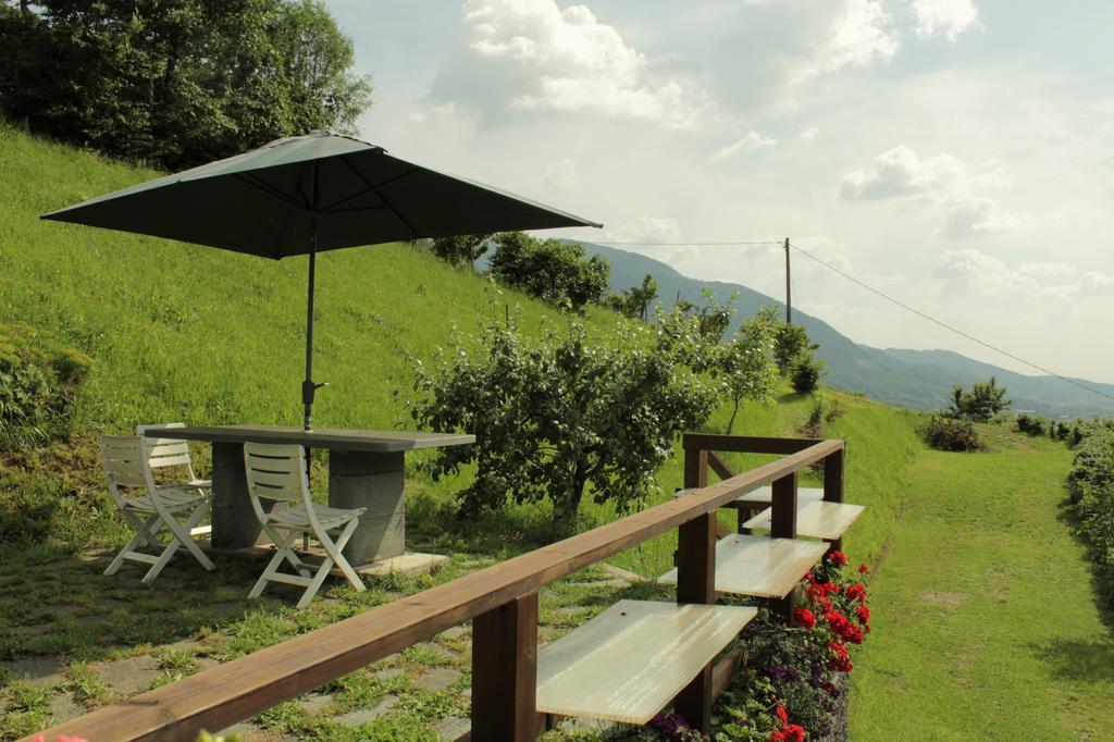 Bed And Breakfast Montino Cene エクステリア 写真